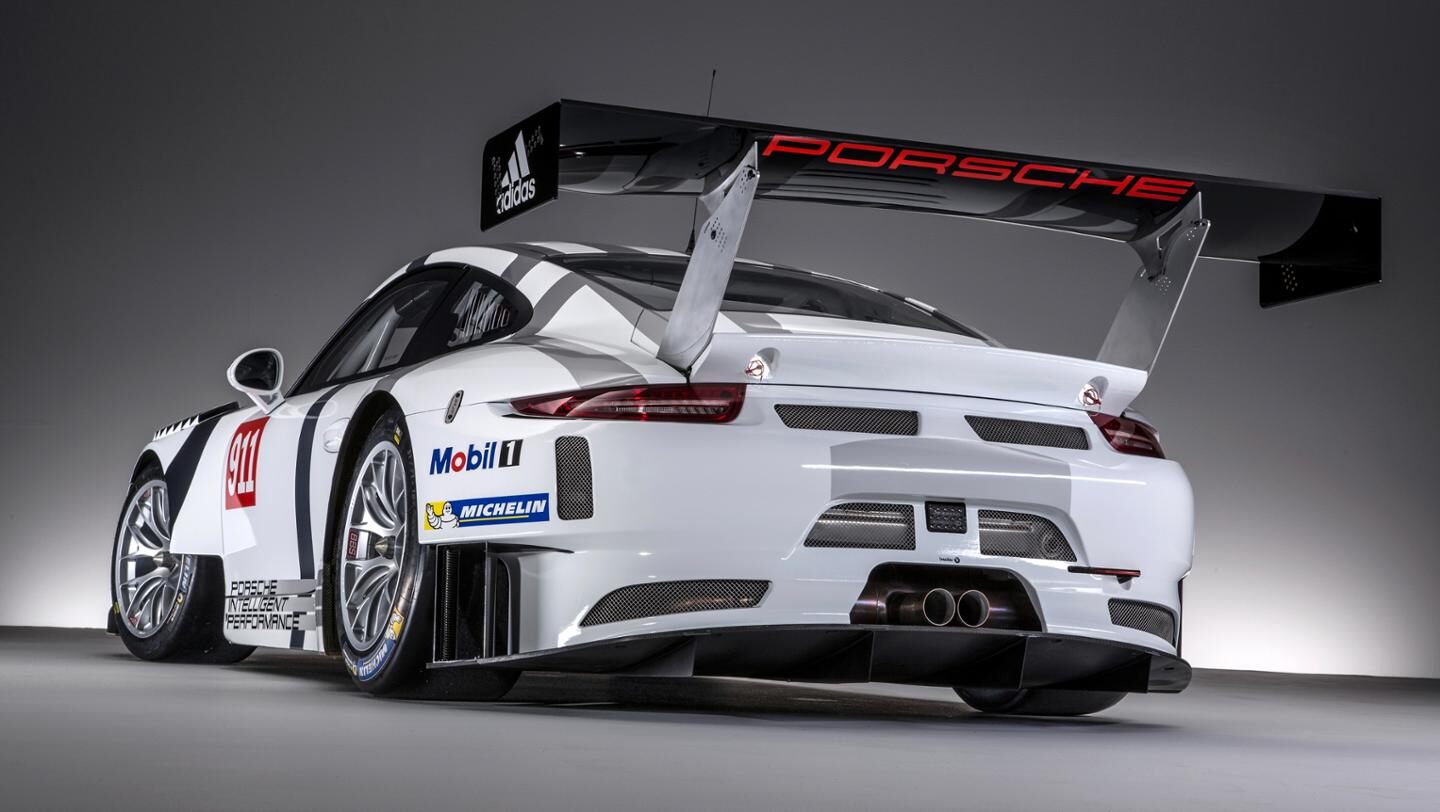 Четвертый подиум для Porsche 911 GT3 R | Порше Центр Приморский